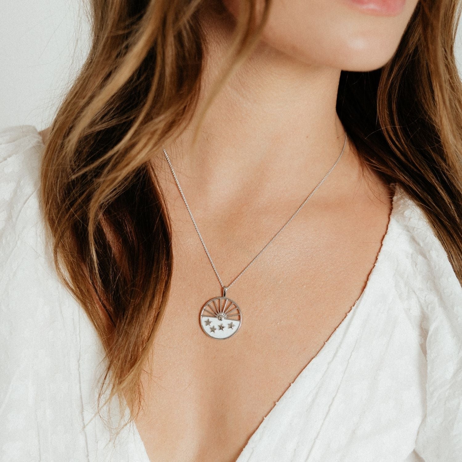 Masami Pearls Pendants Mother of Pearl Sun & Stars Medallion (Silver)